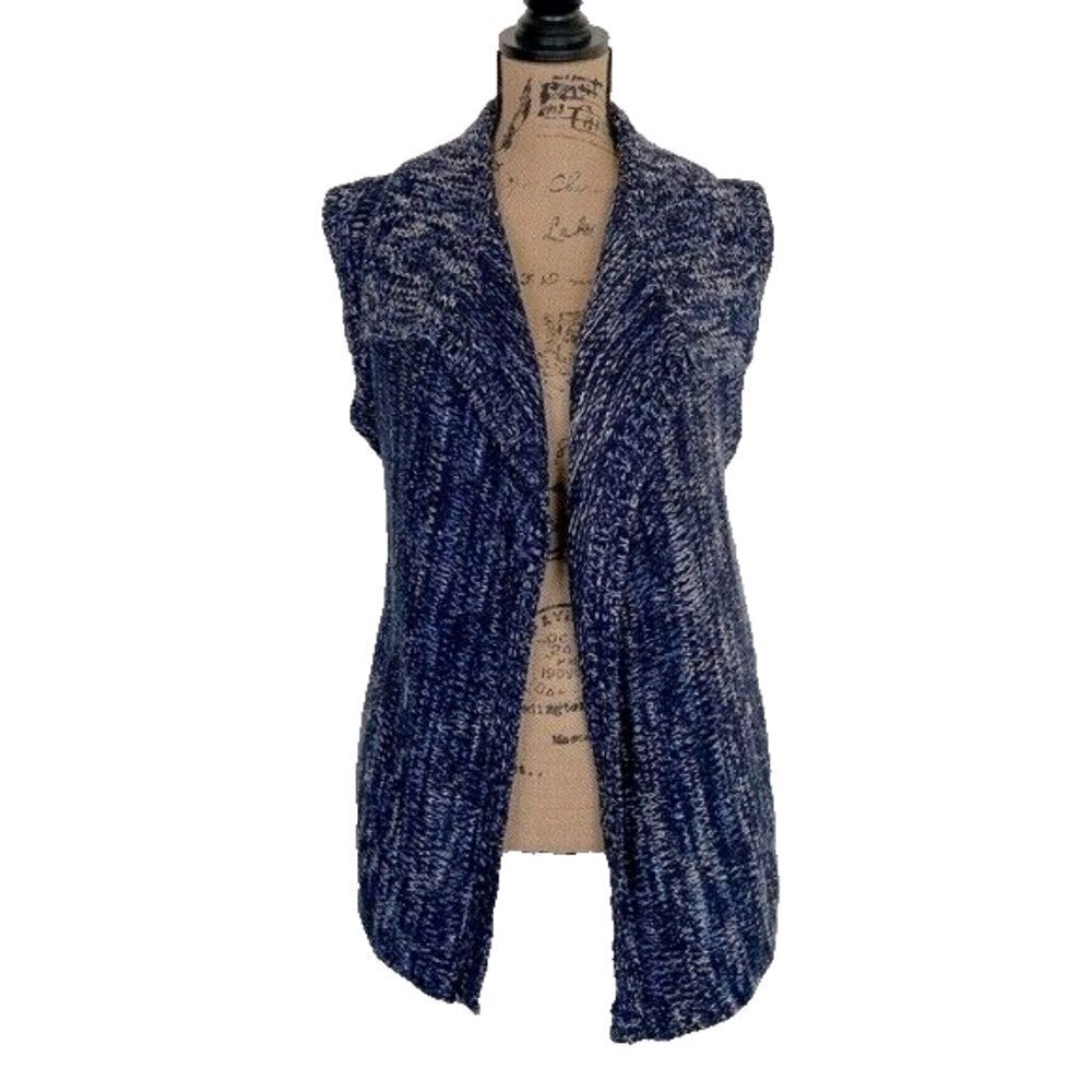 Chico's Knit Sleeveless Cardigan Size 0 US Small Chunky Cable Knit Blue Boho